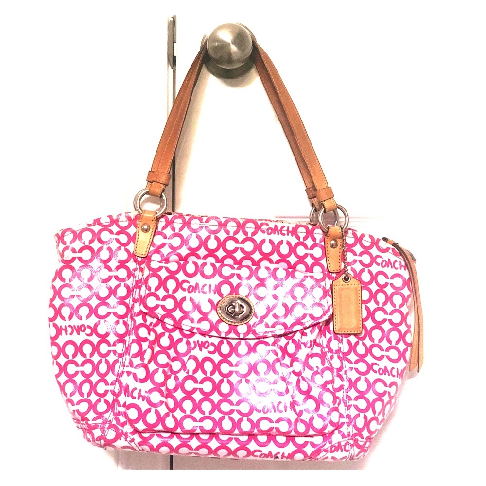 Vintage Coach city tote, pink on blush ‘C’ print